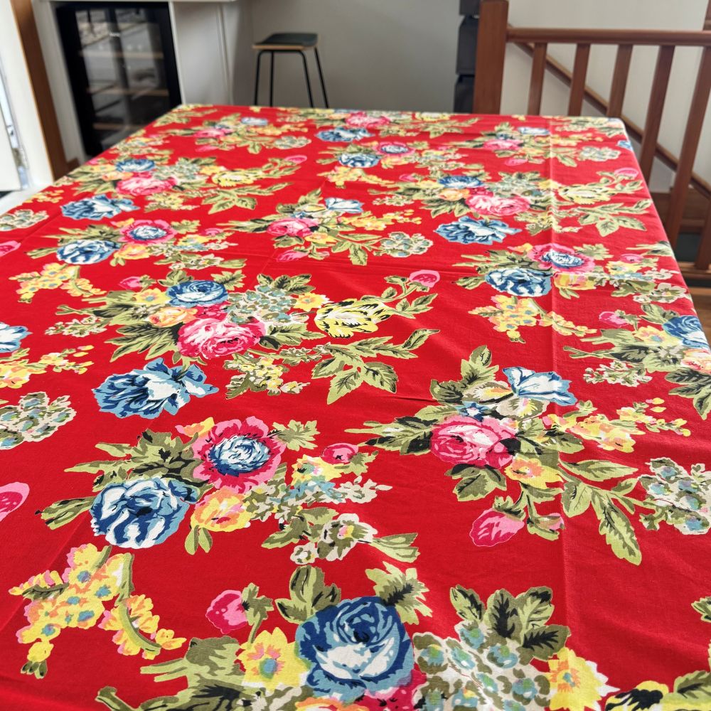 Rose Red Tablecloth - Medium