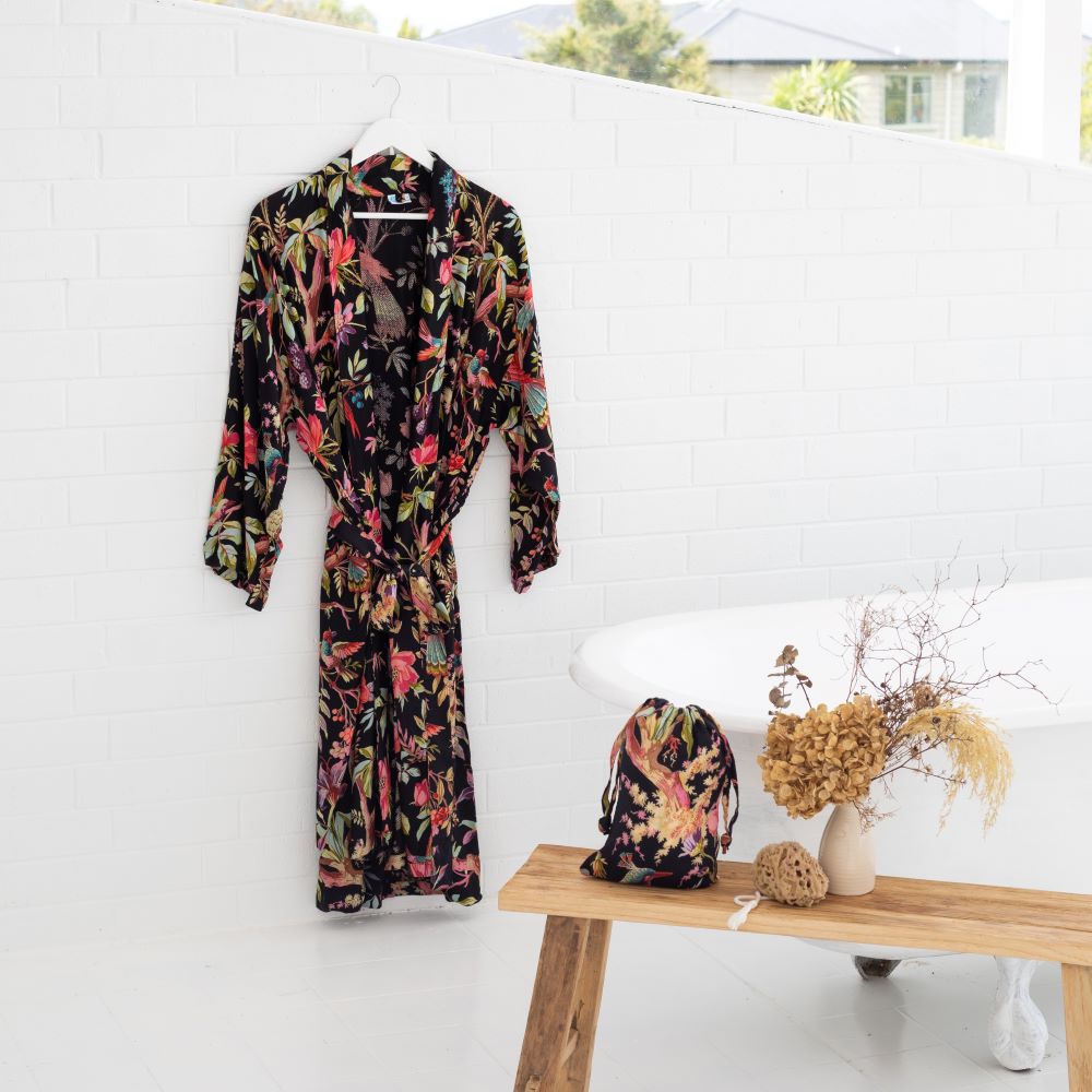 Paradise Diamond Robe Black