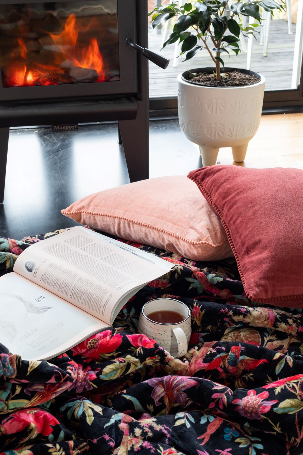 Paradise Black Throw