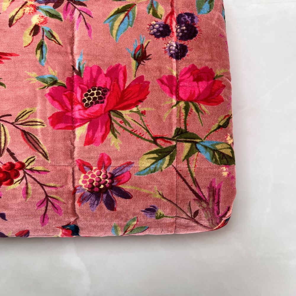 Paradise Cameo Pink Throw